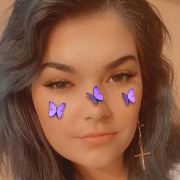 Meet your Posher, Michaela - Picture 1 of 1